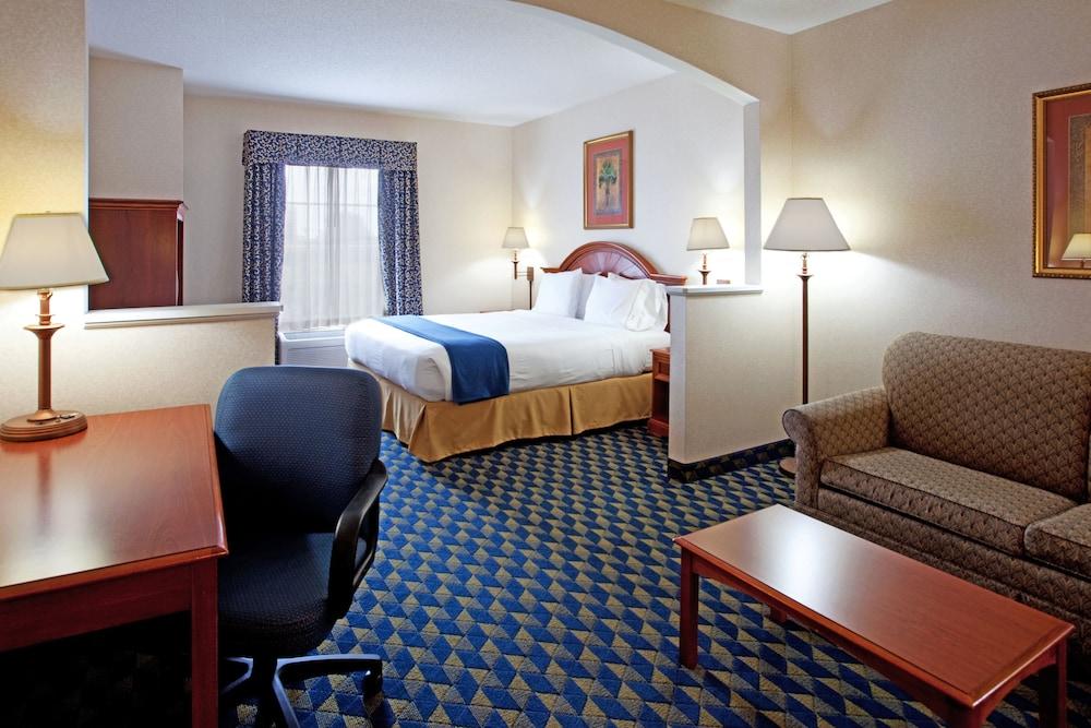 Holiday Inn Express & Suites Orangeburg By Ihg Exterior foto